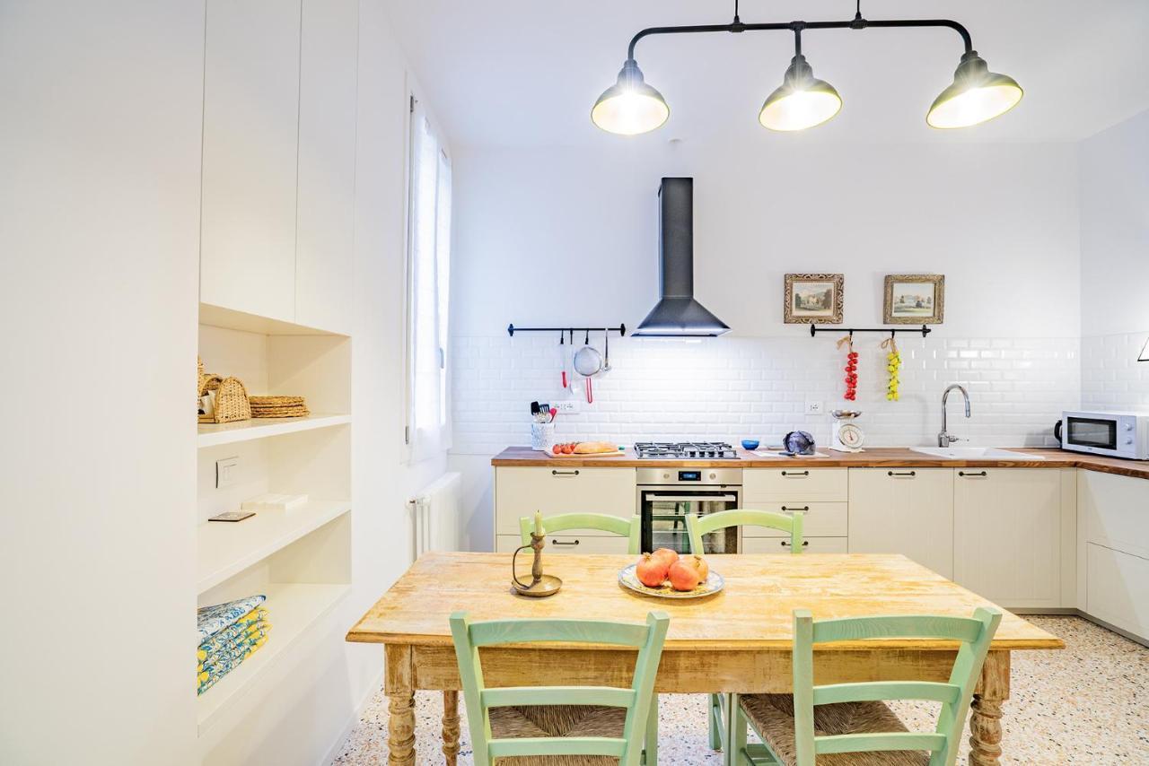 Ca' San Beneto Completely Refurbished In A Fabulously Central Area Venise Extérieur photo