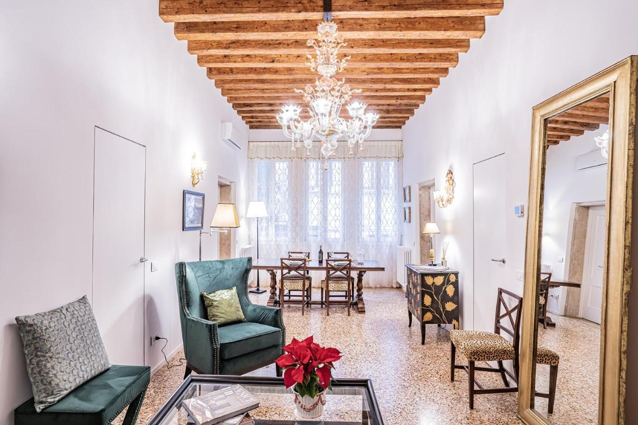 Ca' San Beneto Completely Refurbished In A Fabulously Central Area Venise Extérieur photo