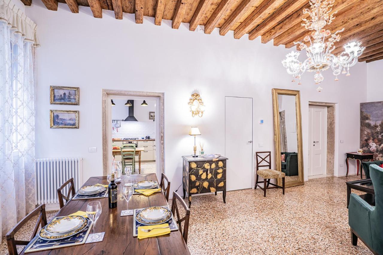 Ca' San Beneto Completely Refurbished In A Fabulously Central Area Venise Extérieur photo