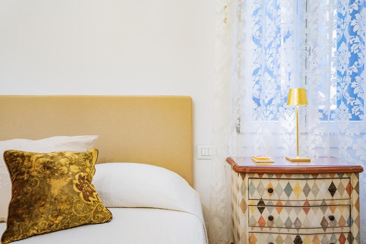 Ca' San Beneto Completely Refurbished In A Fabulously Central Area Venise Extérieur photo